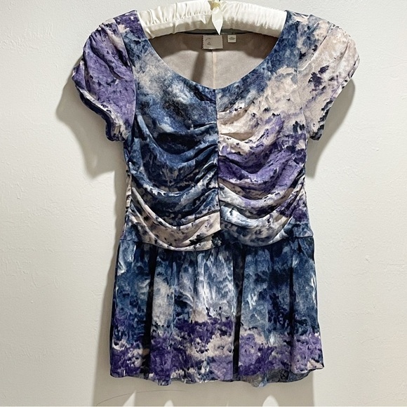 ANTHROPOLOGIE POSTMARK Women’s GATHERED MESH Peplum Top Purple Blue Watercolor S - Picture 2 of 7